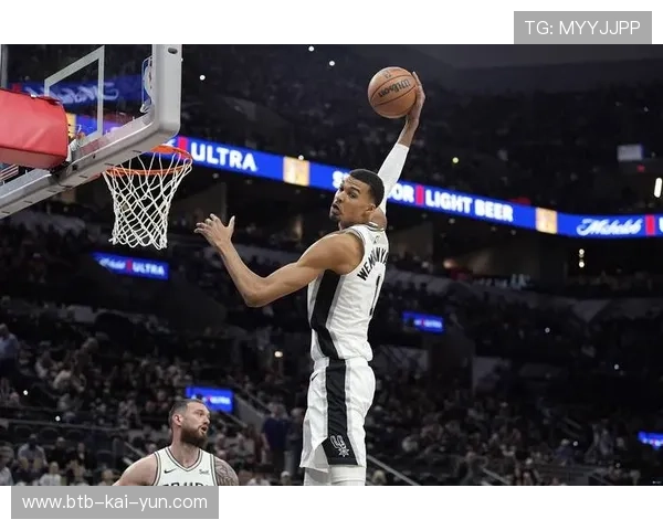 马刺客场121-117战胜公牛,文班亚马关键封锁锁定胜局 马刺客场121-117战胜公牛,文班亚马关键封锁锁定胜局